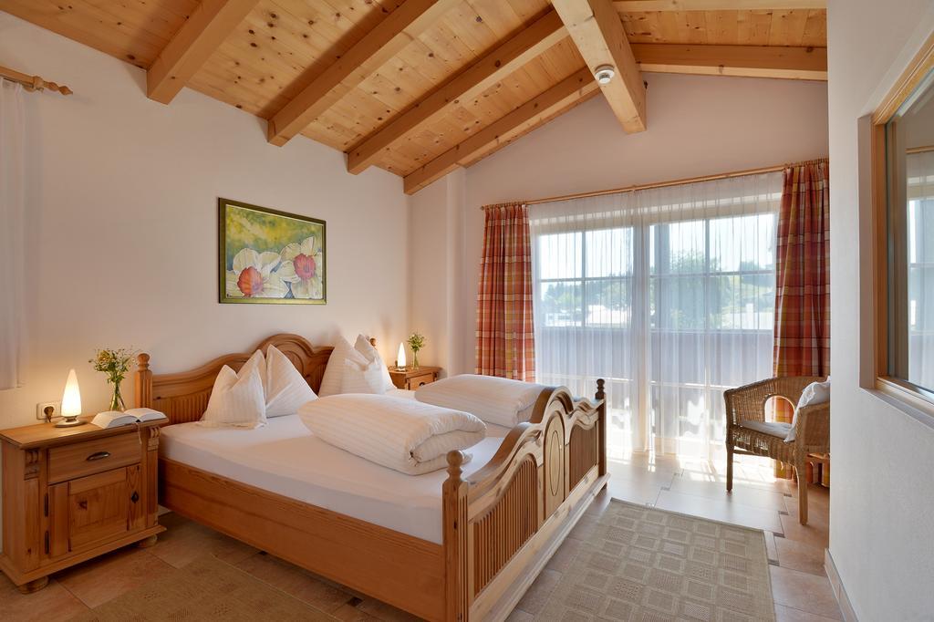 Hotel Theresia Garni Sankt Johann in Tirol Quarto foto