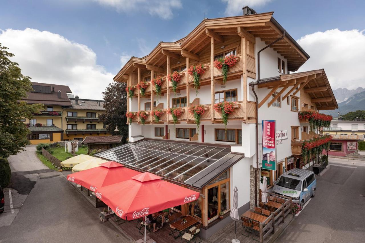Hotel Theresia Garni Sankt Johann in Tirol Exterior foto